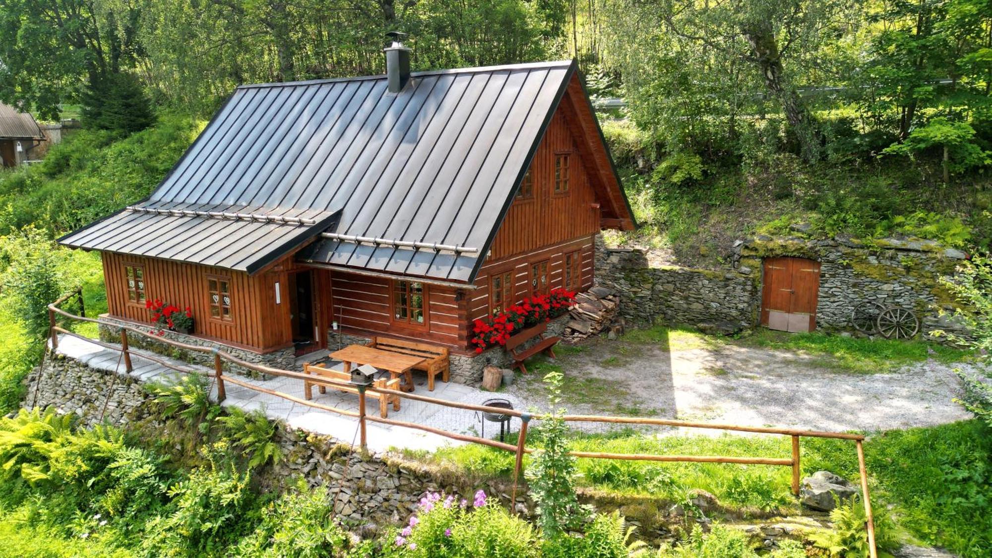 Roubenka U Milánka Vila Pec pod Snezkou Exterior foto